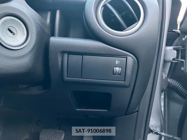 Mazda DEMIO 2012-04 8335635-17