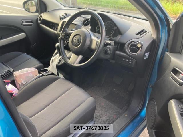 Mazda DEMIO 2012-01 8335632-13