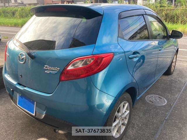 Mazda DEMIO 2012-01 8335632-3
