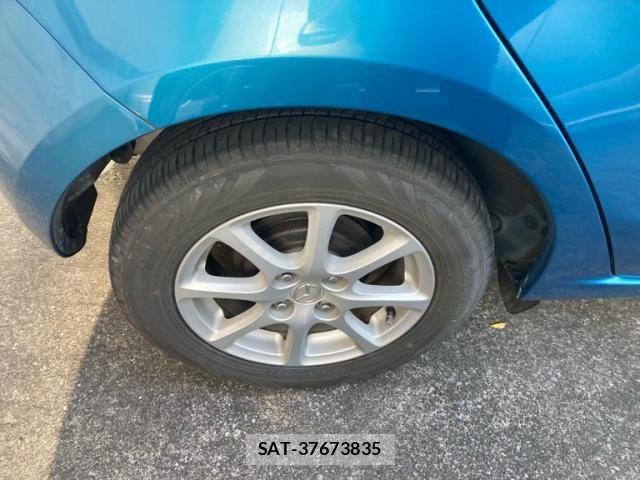 Mazda DEMIO 2012-01 8335632-6