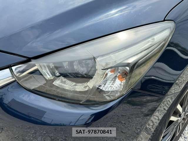 Mazda DEMIO 2015-11 8335624-15
