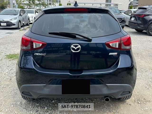 Mazda DEMIO 2015-11 8335624-18