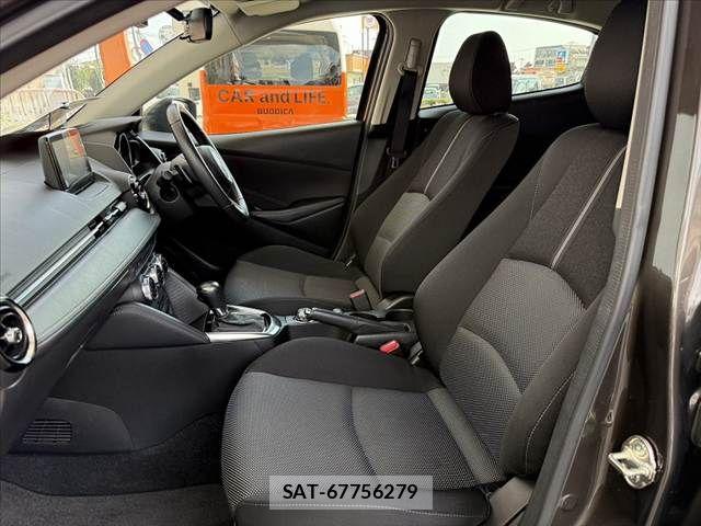 Mazda DEMIO 2018-02 8335619-16