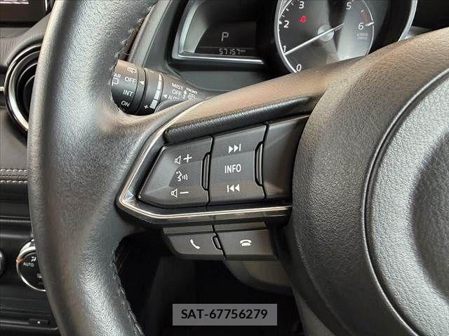Mazda DEMIO 2018-02 8335619-25