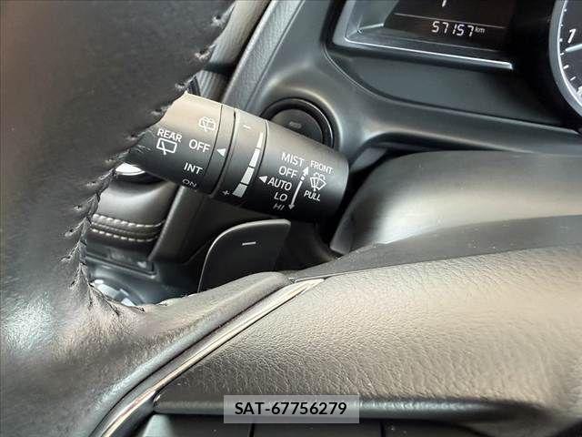 Mazda DEMIO 2018-02 8335619-26