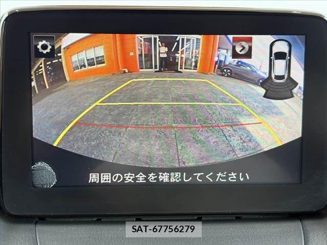 Mazda DEMIO 2018-02 8335619-3