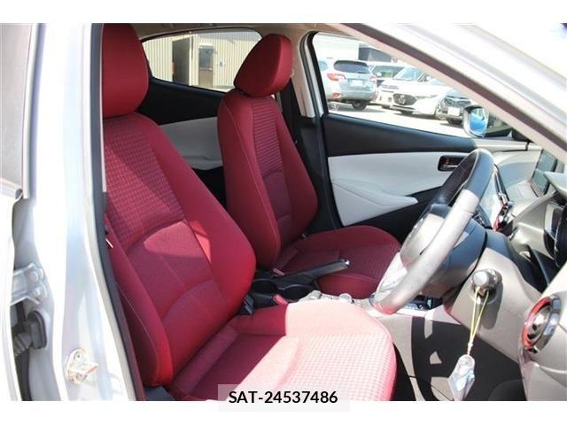 Mazda DEMIO 2017-12 8335612-9