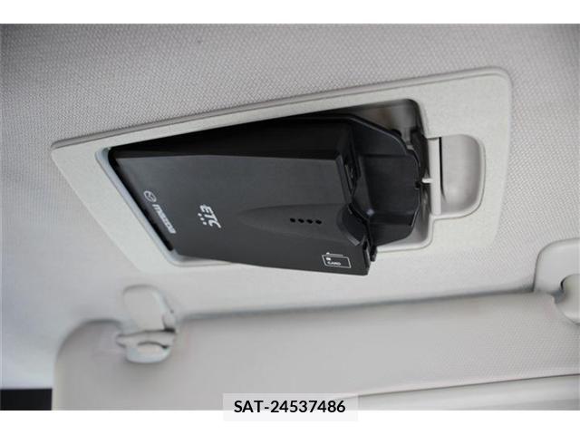 Mazda DEMIO 2017-12 8335612-26