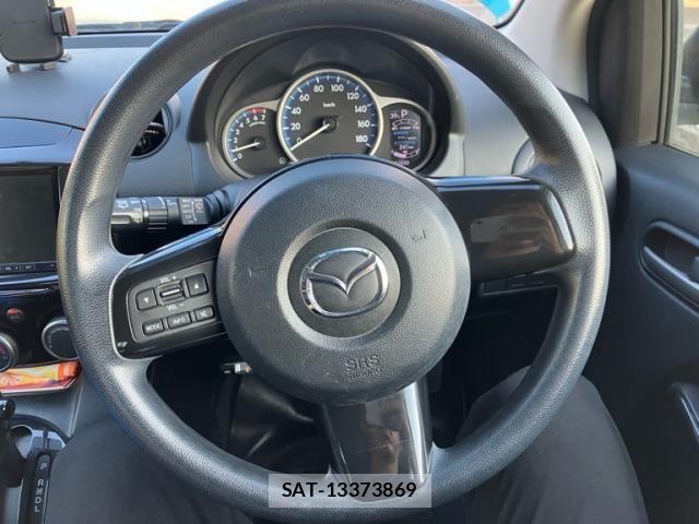 Mazda DEMIO 2014-02 8354333-18
