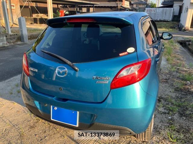 Mazda DEMIO 2014-02 8354333-1
