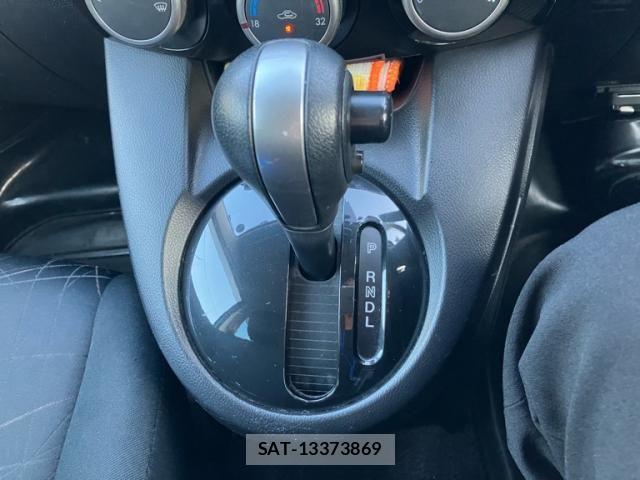 Mazda DEMIO 2014-02 8354333-22