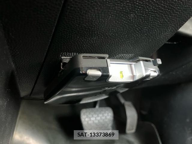 Mazda DEMIO 2014-02 8354333-23