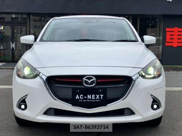 Mazda DEMIO 2017-08 8354330-13