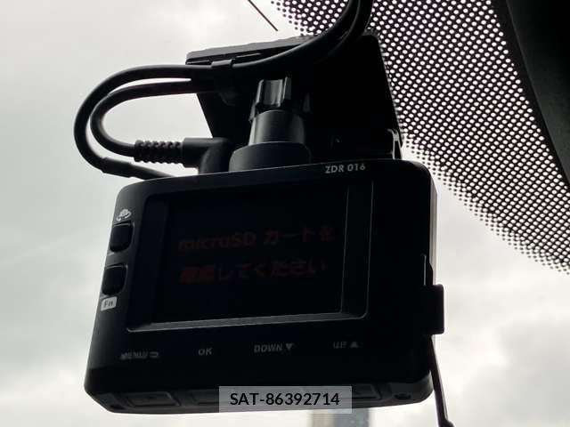 Mazda DEMIO 2017-08 8354330-2