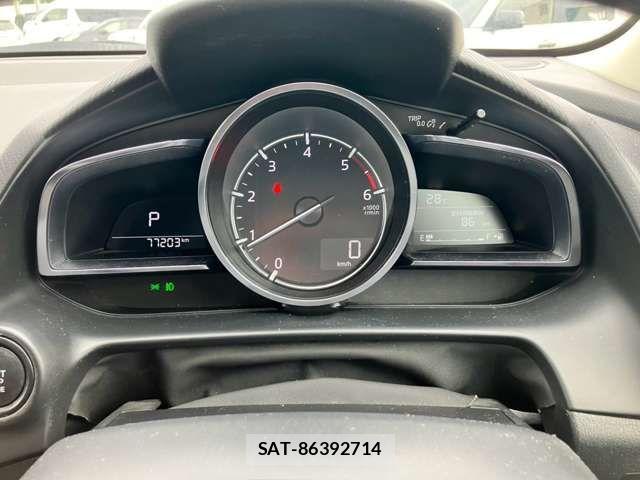 Mazda DEMIO 2017-08 8354330-8
