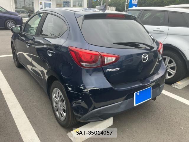 Mazda DEMIO 2017-06 8354331-6