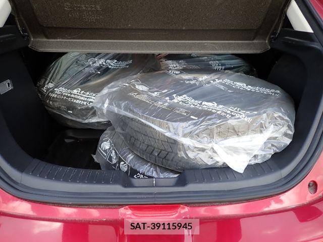 Mazda DEMIO 2015-01 8354328-29