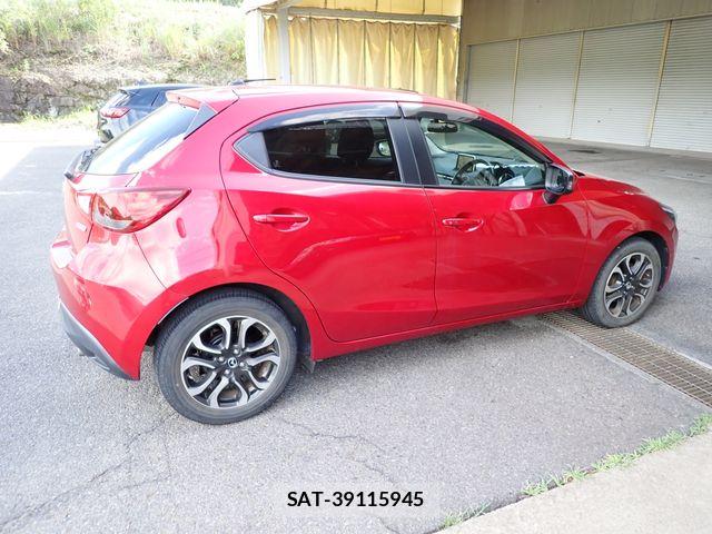 Mazda DEMIO 2015-01 8354328-6