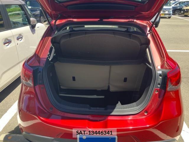 Mazda DEMIO 2015-06 8354332-18