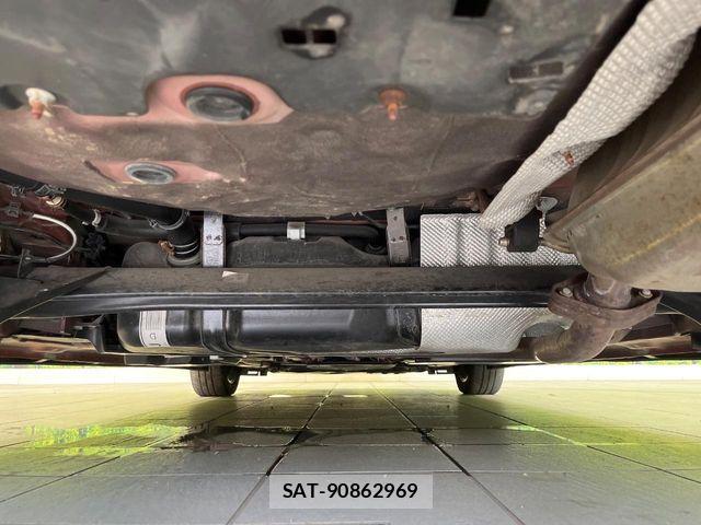 Mazda DEMIO 2018-01 8354329-19