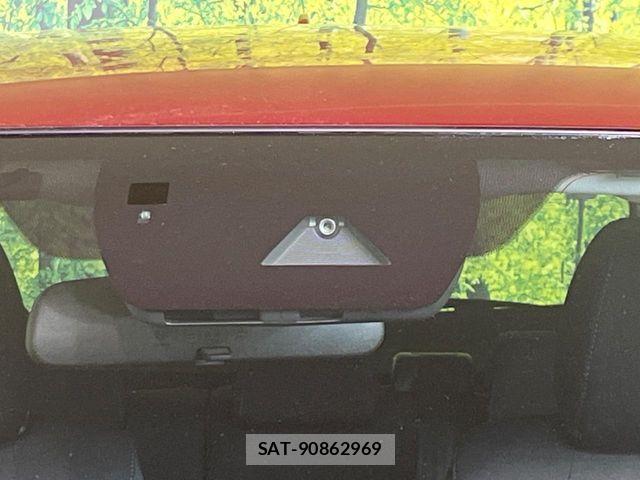 Mazda DEMIO 2018-01 8354329-4