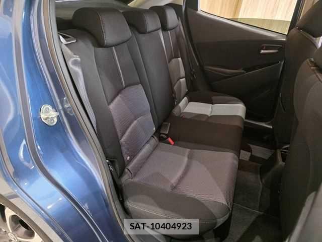 Mazda DEMIO 2018-02 8365638-10