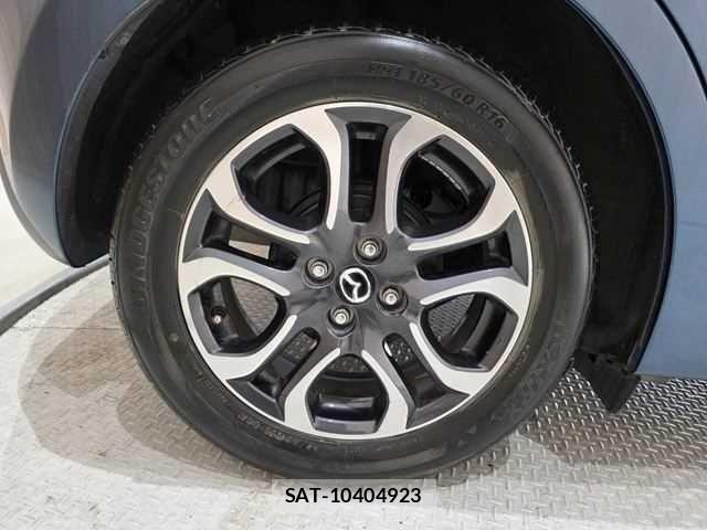 Mazda DEMIO 2018-02 8365638-15