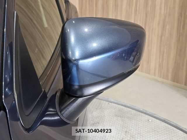 Mazda DEMIO 2018-02 8365638-27