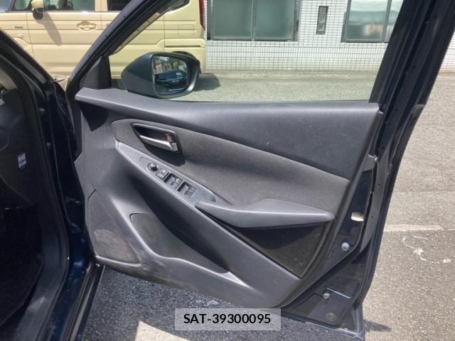 Mazda DEMIO 2017-11 8365642-11