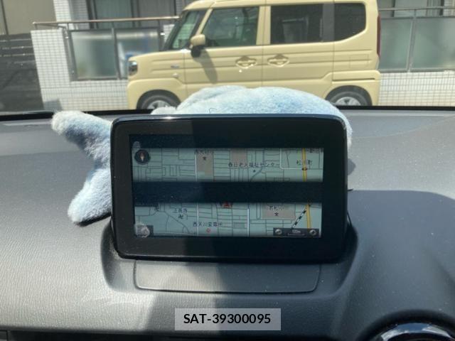 Mazda DEMIO 2017-11 8365642-13