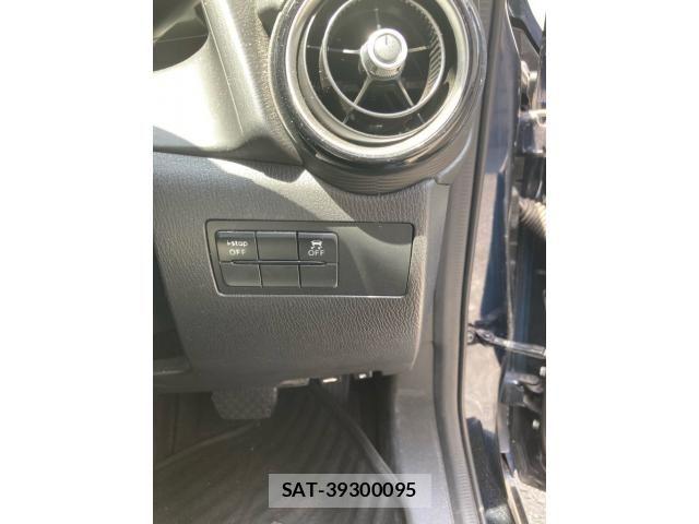 Mazda DEMIO 2017-11 8365642-16