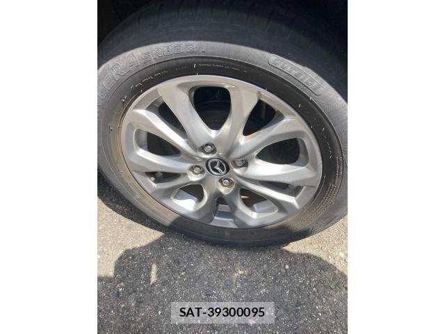 Mazda DEMIO 2017-11 8365642-7