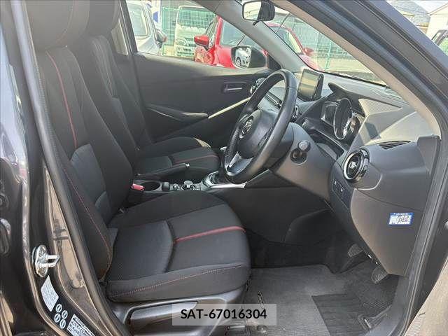 Mazda DEMIO 2015-07 8365640-16