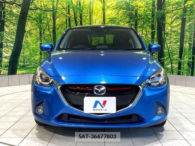 Mazda DEMIO 2014-12 8365639-13