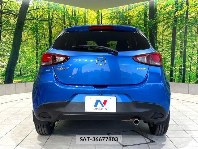 Mazda DEMIO 2014-12 8365639-14