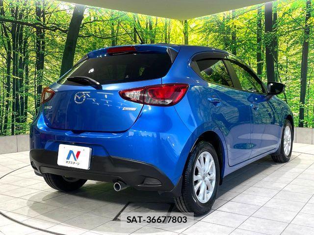 Mazda DEMIO 2014-12 8365639-16