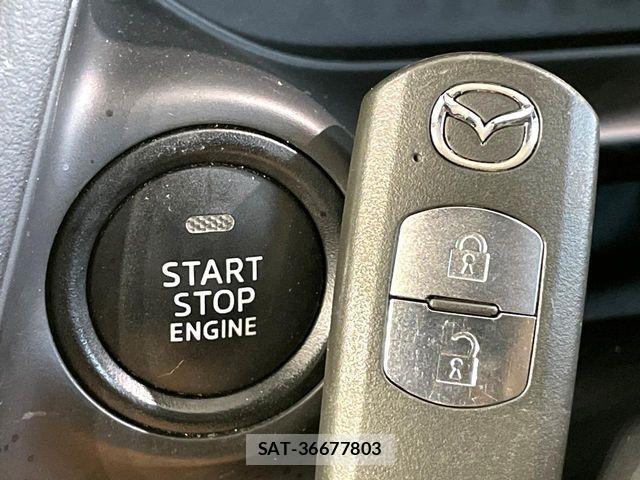 Mazda DEMIO 2014-12 8365639-6