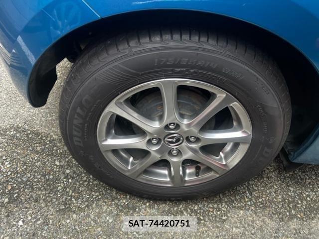 Mazda DEMIO 2013-09 8365653-9
