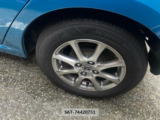 Mazda DEMIO 2013-09 8365653-10