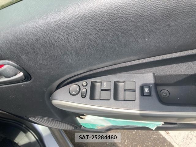 Mazda DEMIO 2012-06 8365662-11