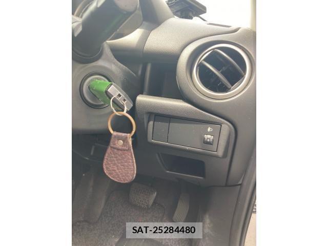 Mazda DEMIO 2012-06 8365662-12