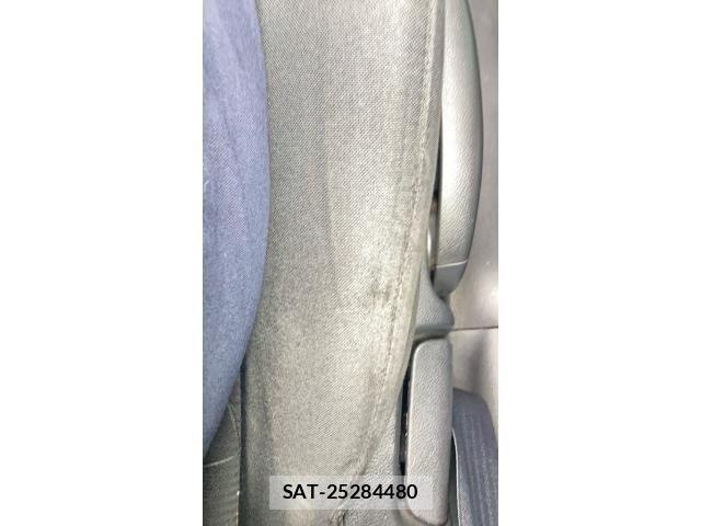 Mazda DEMIO 2012-06 8365662-24