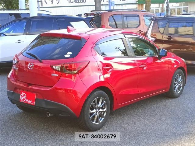 Mazda DEMIO 2017-03 8365636-3