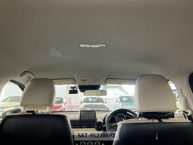 Mazda DEMIO 2015-07 8365646-10