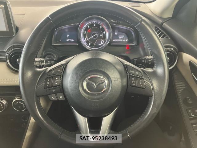 Mazda DEMIO 2015-07 8365646-14