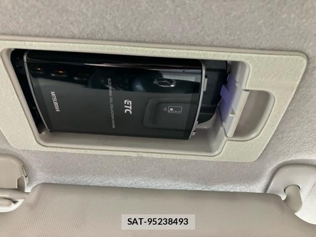 Mazda DEMIO 2015-07 8365646-22