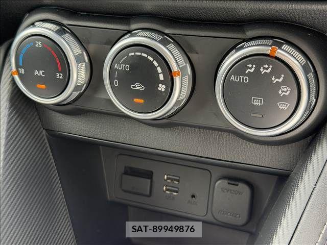 Mazda DEMIO 2018-02 8365634-12