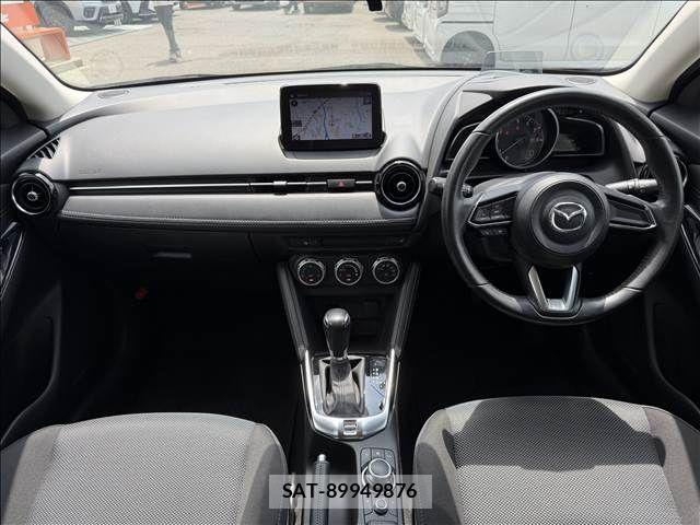 Mazda DEMIO 2018-02 8365634-1