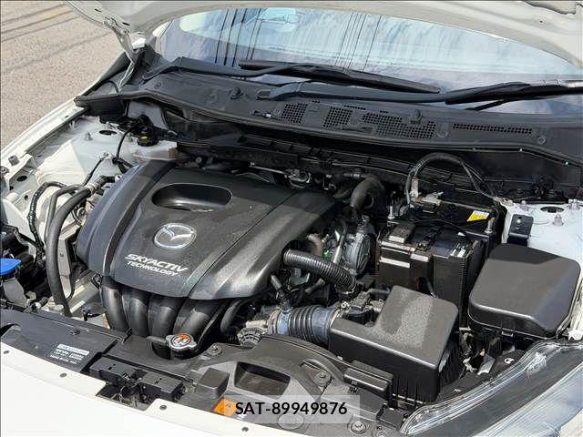 Mazda DEMIO 2018-02 8365634-19