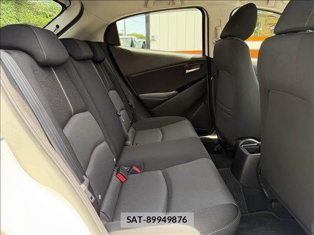 Mazda DEMIO 2018-02 8365634-25